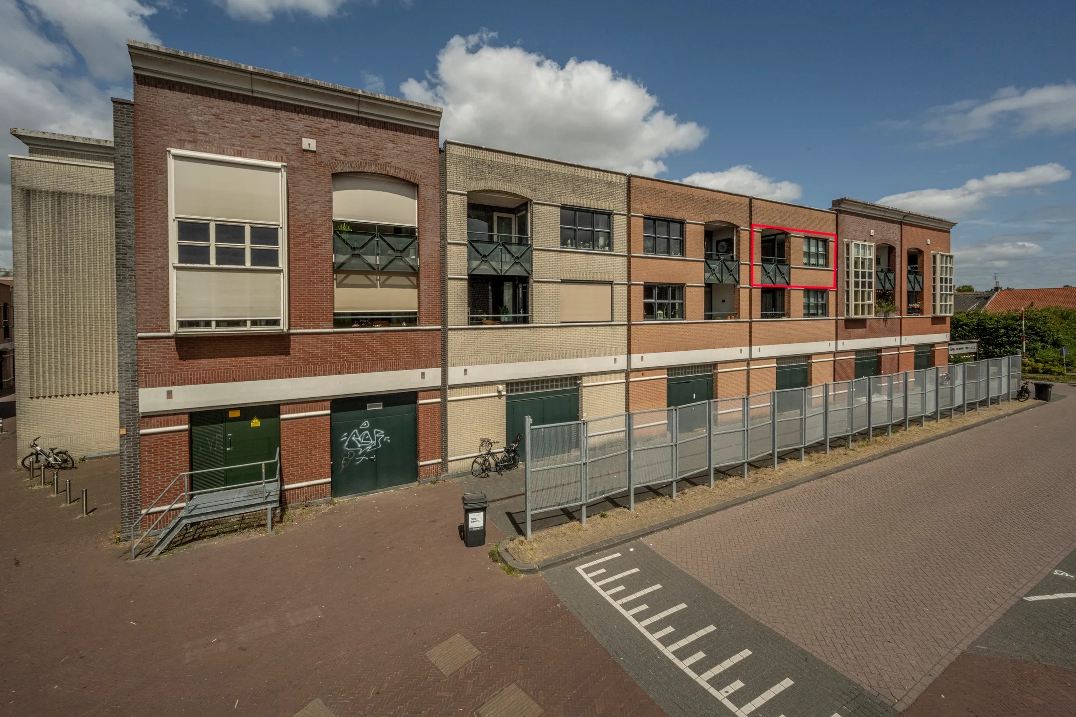 Galerijflat Wilhelminaplein 53 in Oud-Beijerland