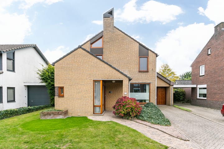 Eengezinswoning, vrijstaande woning Maarweg 21 Merkelbeek