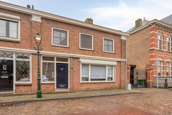 2-onder-1-kapwoning Koninginnestraat 20 in IJzendijke
