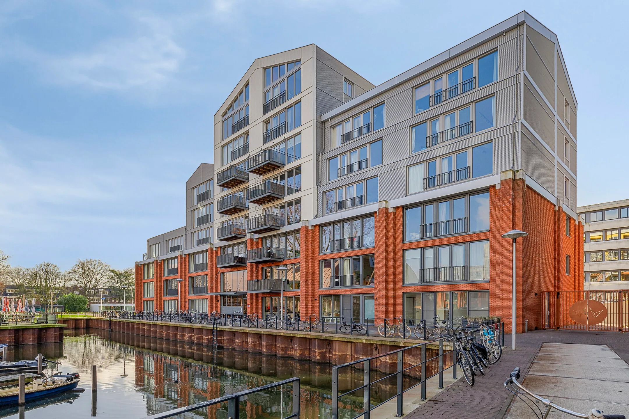 Portiekwoning Oranje Vrijbuiterskade 42 in Utrecht