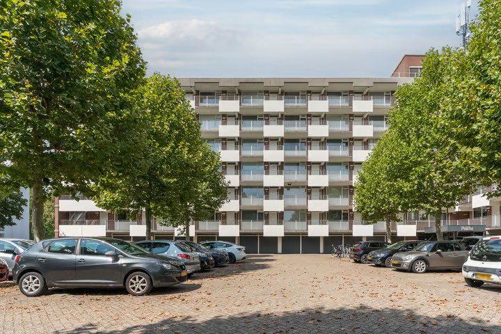 Galerijflat Geldropseweg 292 in Eindhoven