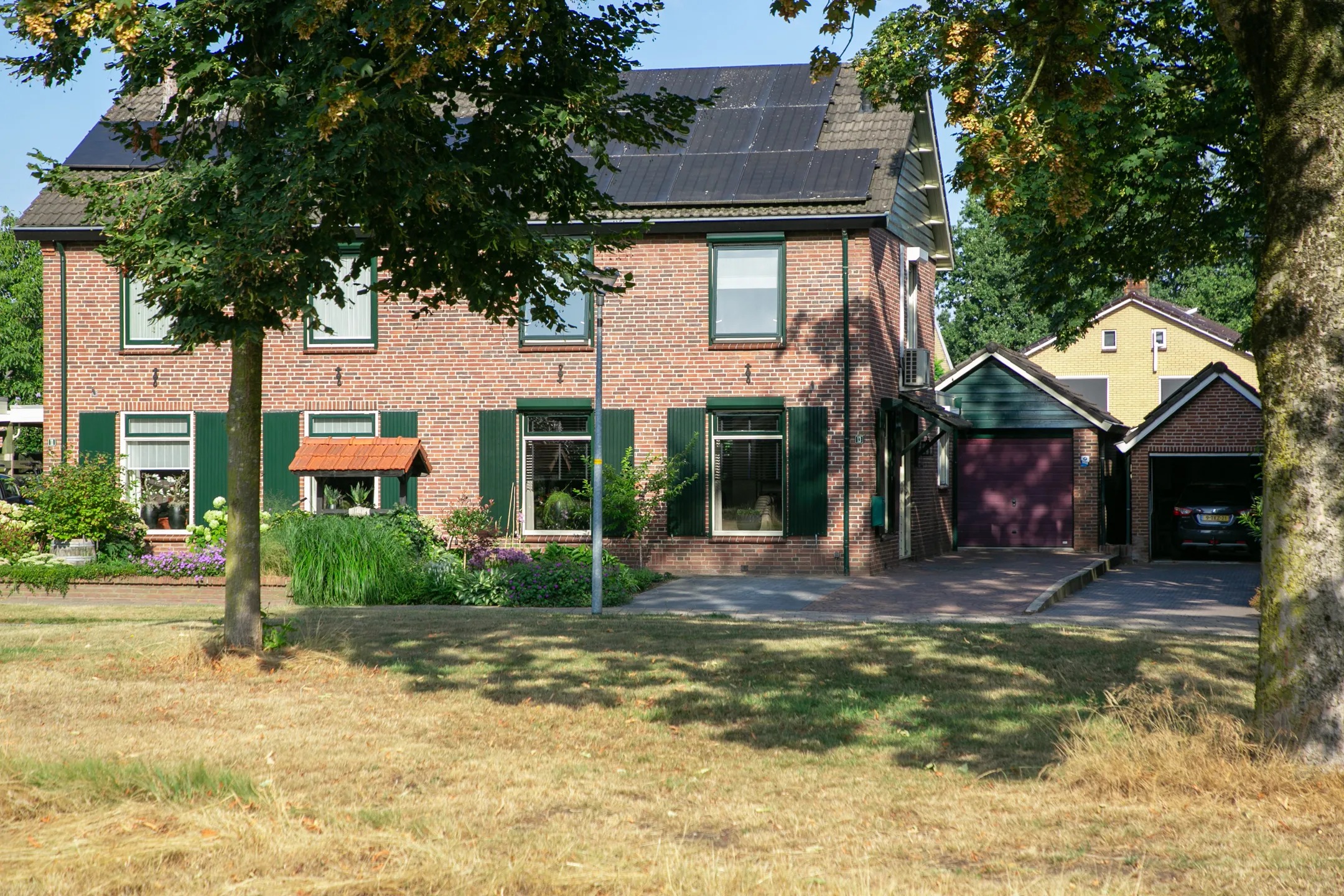 2-onder-1-kapwoning Aalbersestraat 13 in Vragender