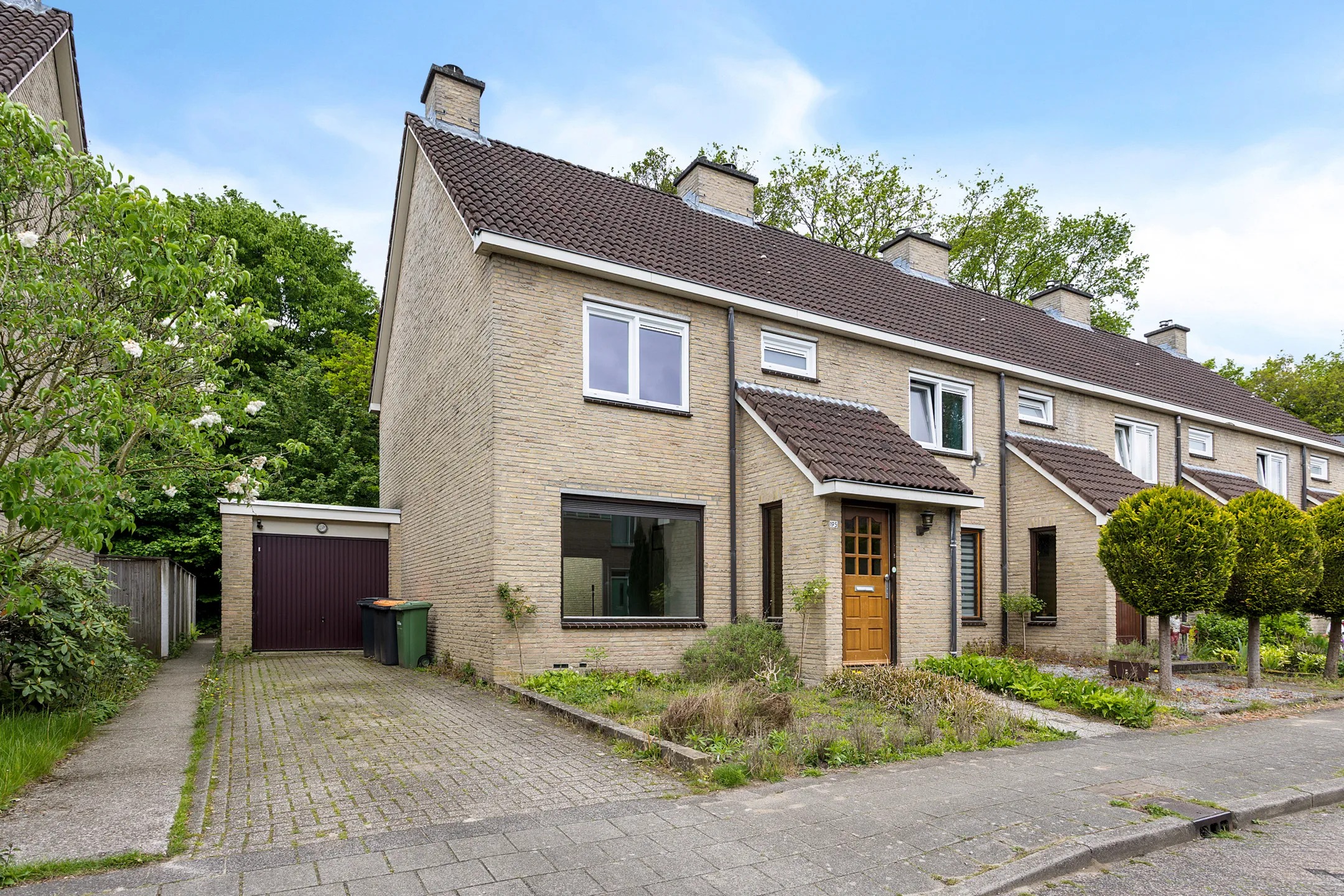 Hoekwoning Hofkamp 195 in Losser