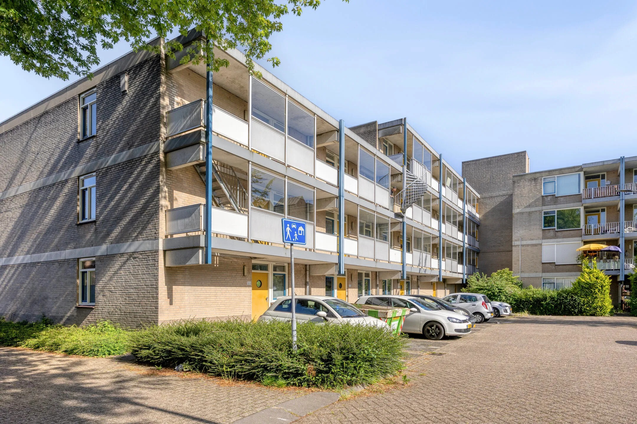 Galerijflat Schepen van Ommerenstraat 126 in Arnhem