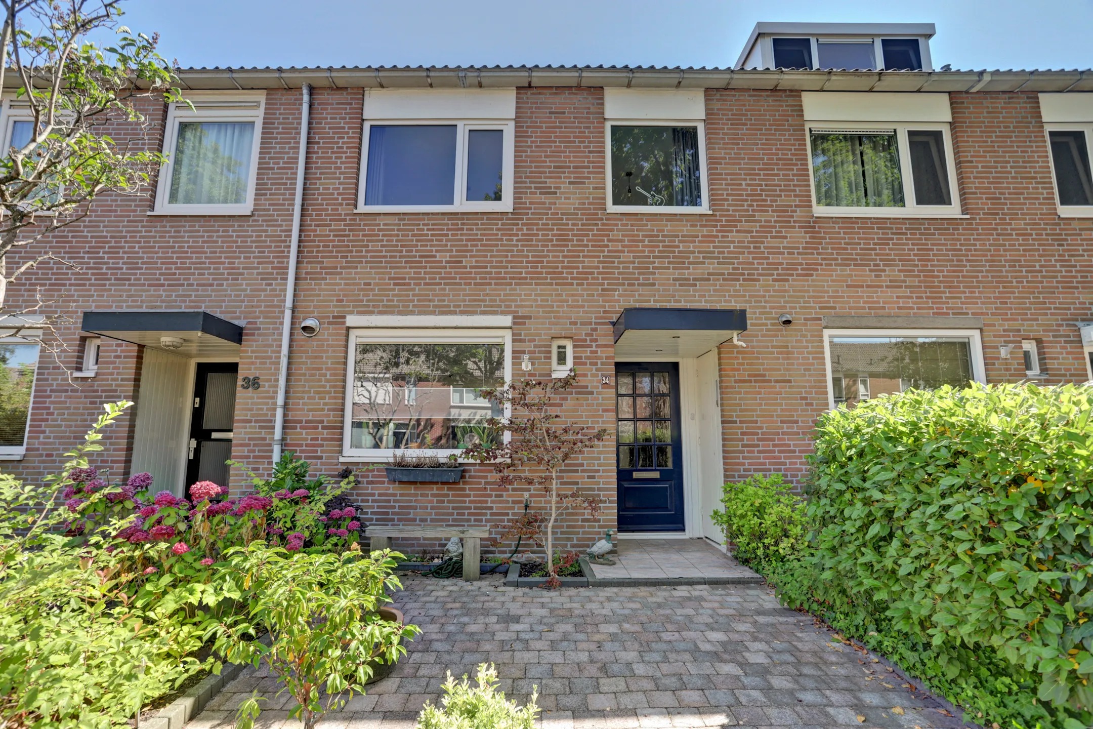 Tussenwoning Eikenlaan 34 in 's-Gravenzande