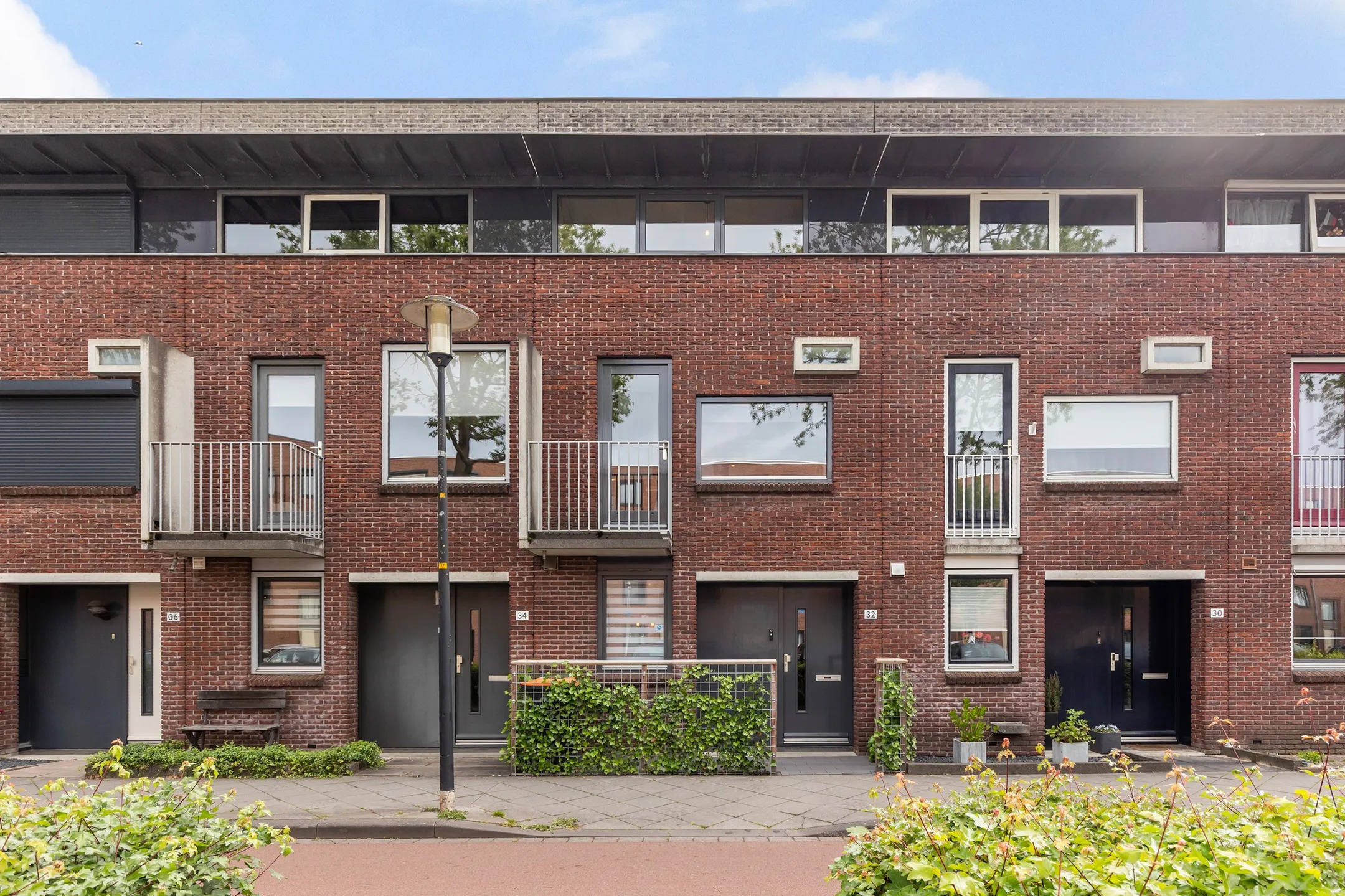 Tussenwoning De Ontvangst 32 Apeldoorn