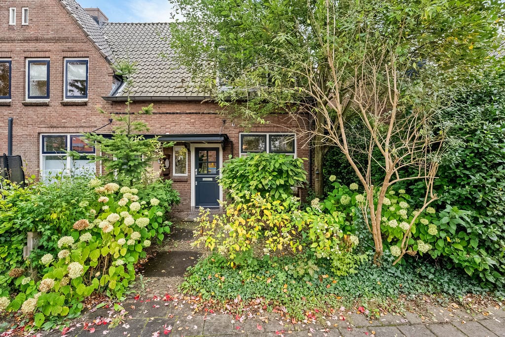 Eengezinswoning, eindwoning Mesdagstraat 8 Amersfoort