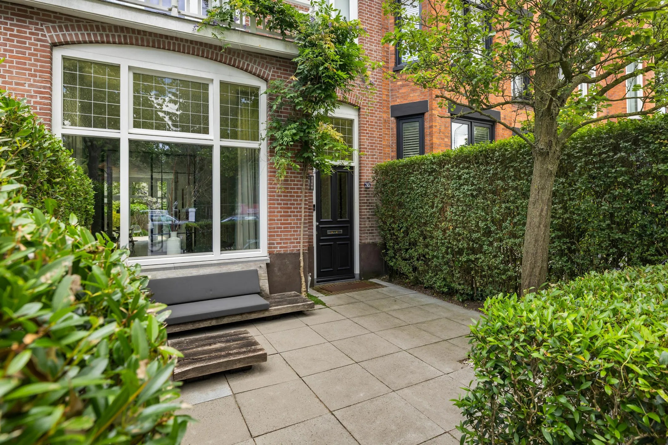 Tussenwoning Baronielaan 245 in Breda