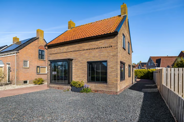 Vrijstaande woning Provincialeweg 73 in Doezum
