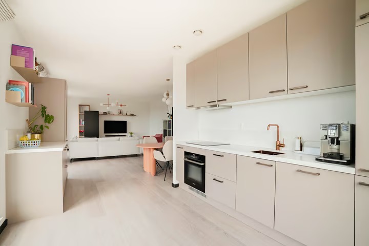 Bovenwoning Van Suchtelen van de Haarestraat 111 in Amsterdam