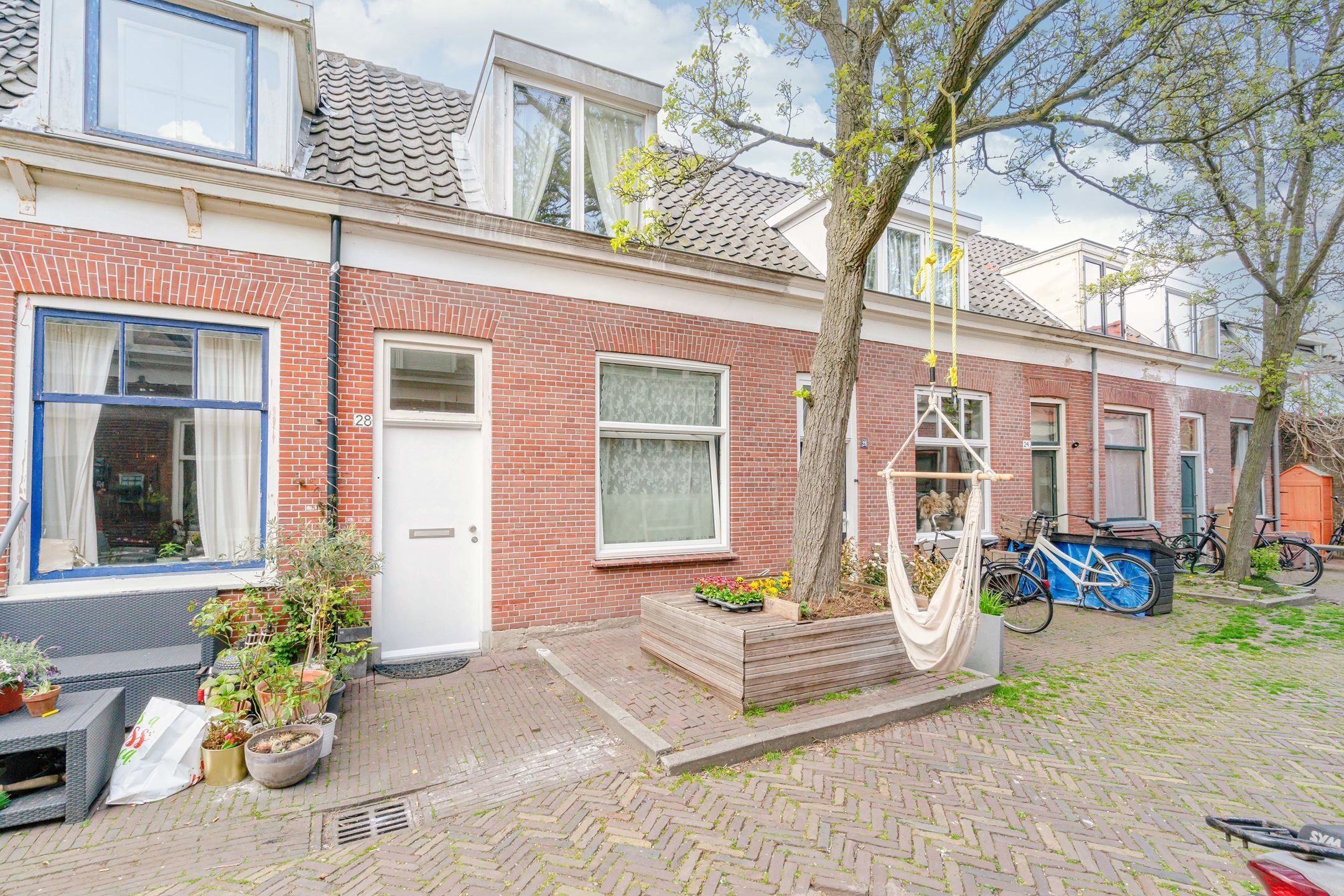 Eengezinswoning, tussenwoning (hofjeswoning) Houthaak 28 Delft