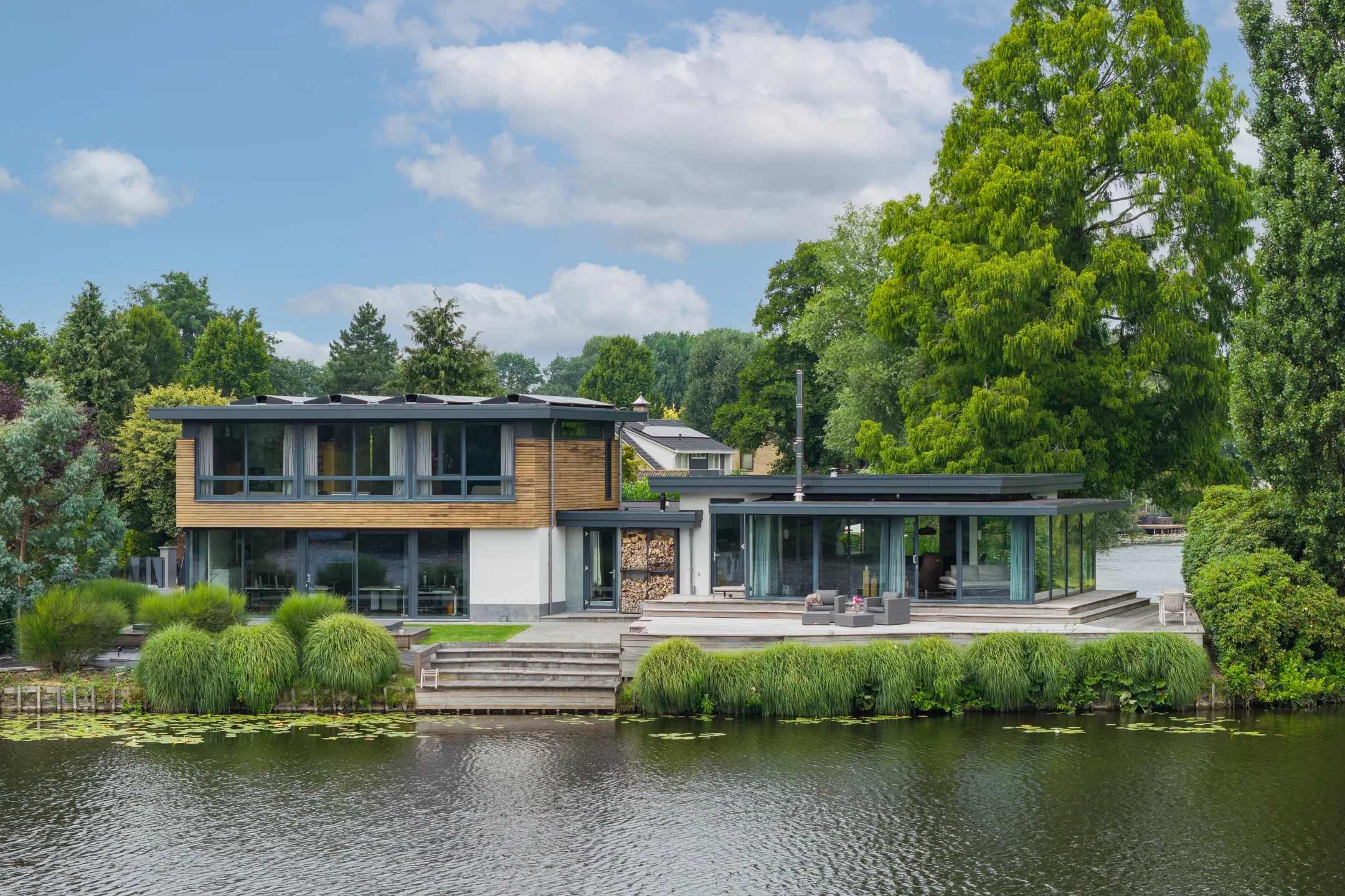 Vrijstaande woning Vijverlaan 15 in Nieuwleusen