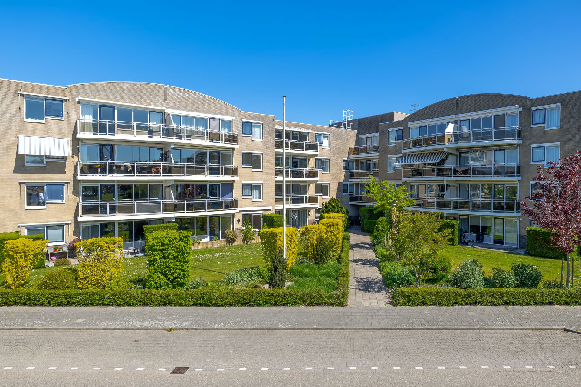 Portiekflat Olympiaweg 19 in Sommelsdijk