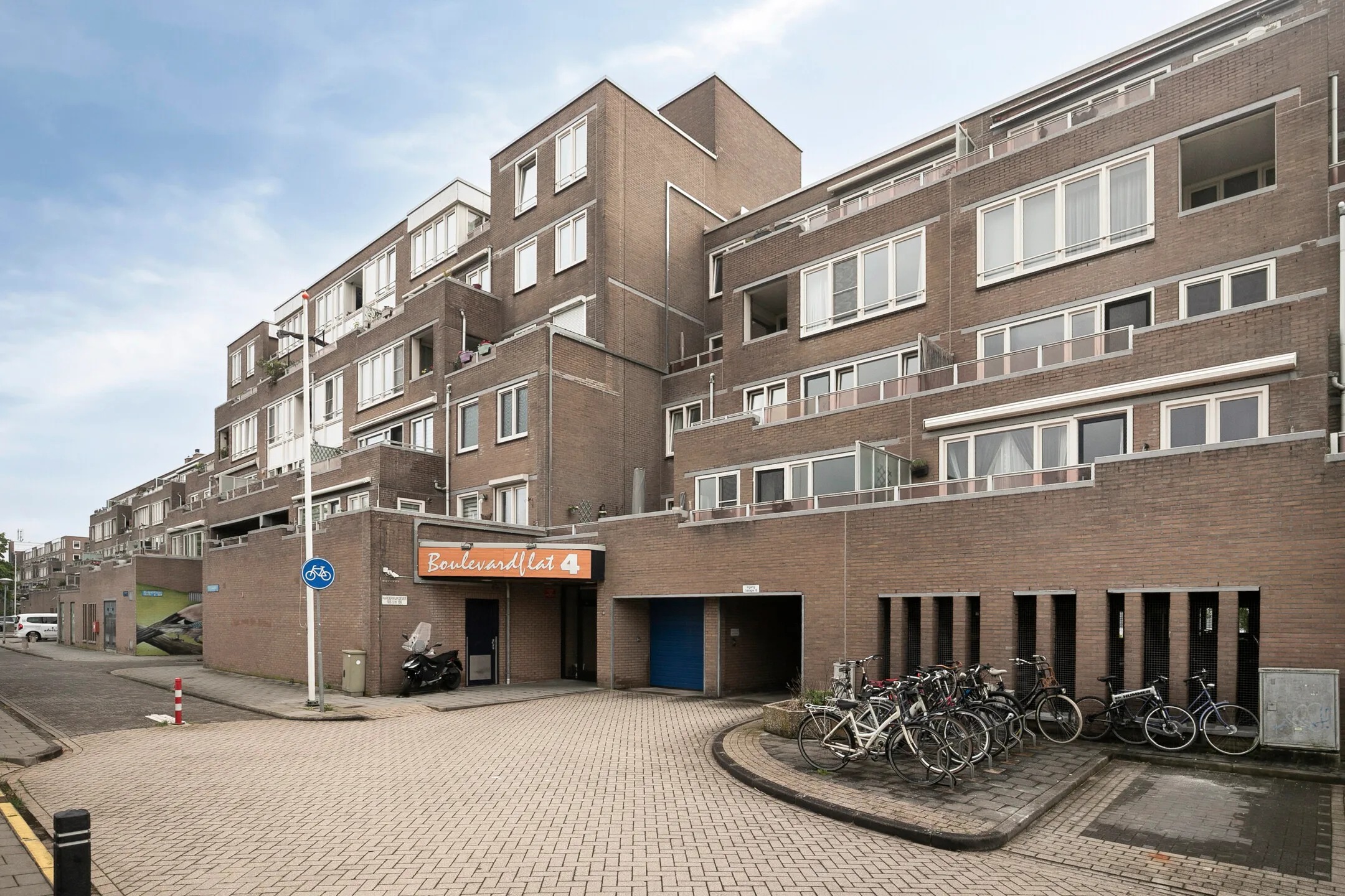 Portiekflat Harderwijkoever 107 in Almere