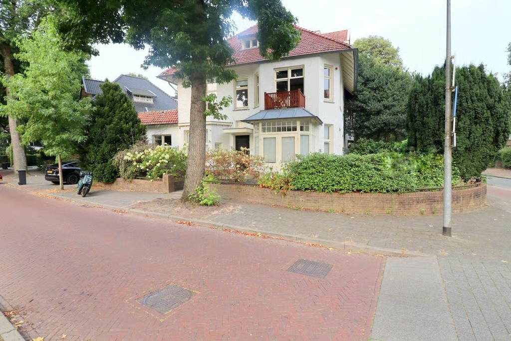 Bovenwoning Minister Hartsenlaan 11 C in Hilversum
