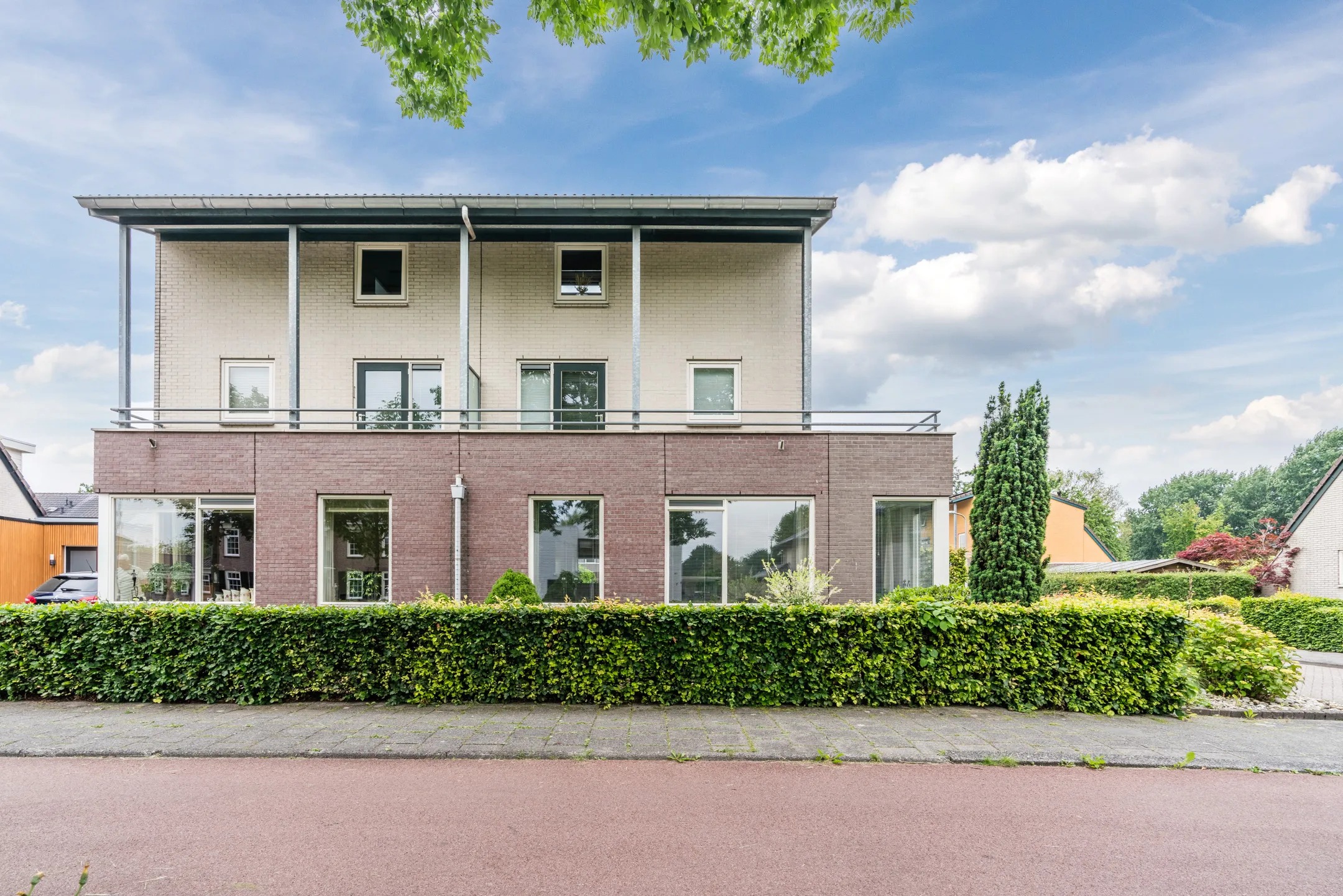 2-onder-1-kapwoning Jos van Aalderenlaan 16 in Hoogeveen
