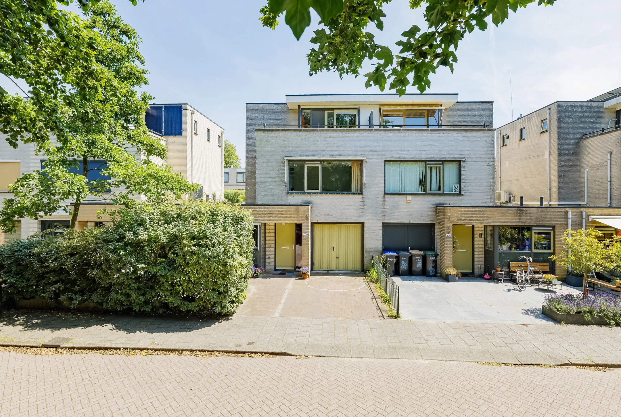 Geschakelde 2-onder-1-kapwoning Driehuizerkerkweg 204 in Driehuis NH