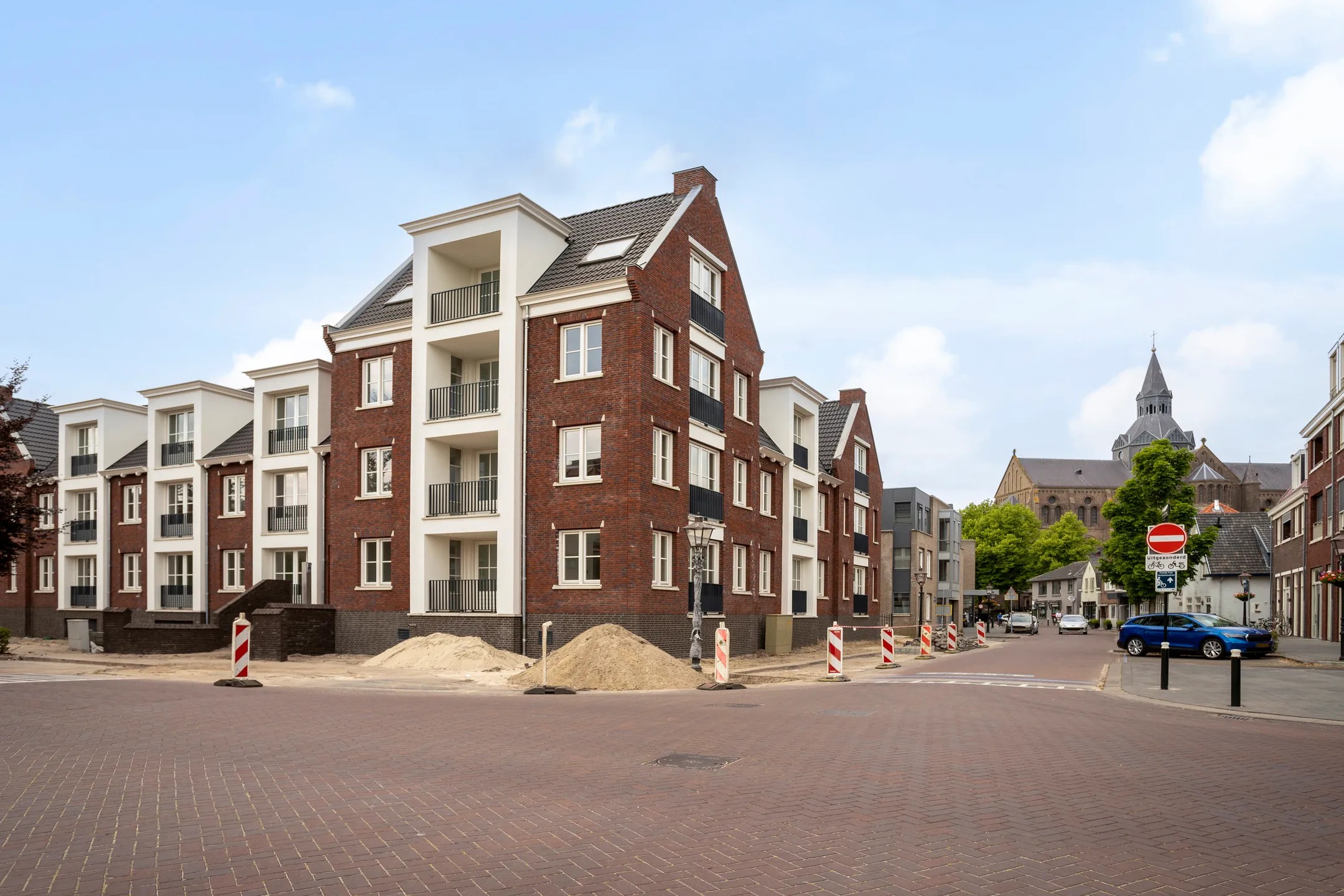 Portiekflat Secr. van Rooijstraat 18 in Vught