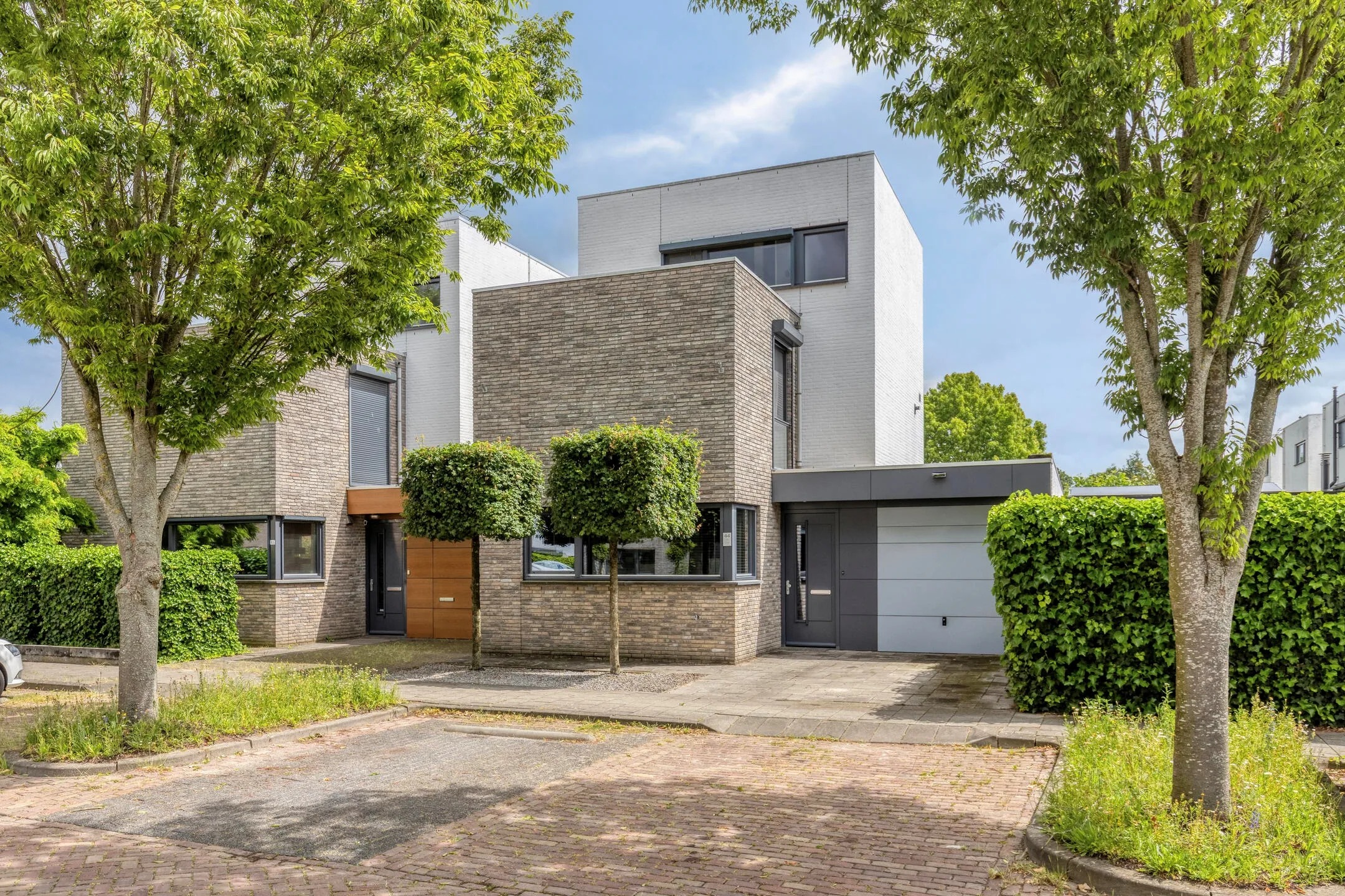 Geschakelde 2-onder-1-kapwoning Judith Leysterplein 44 in Rijen