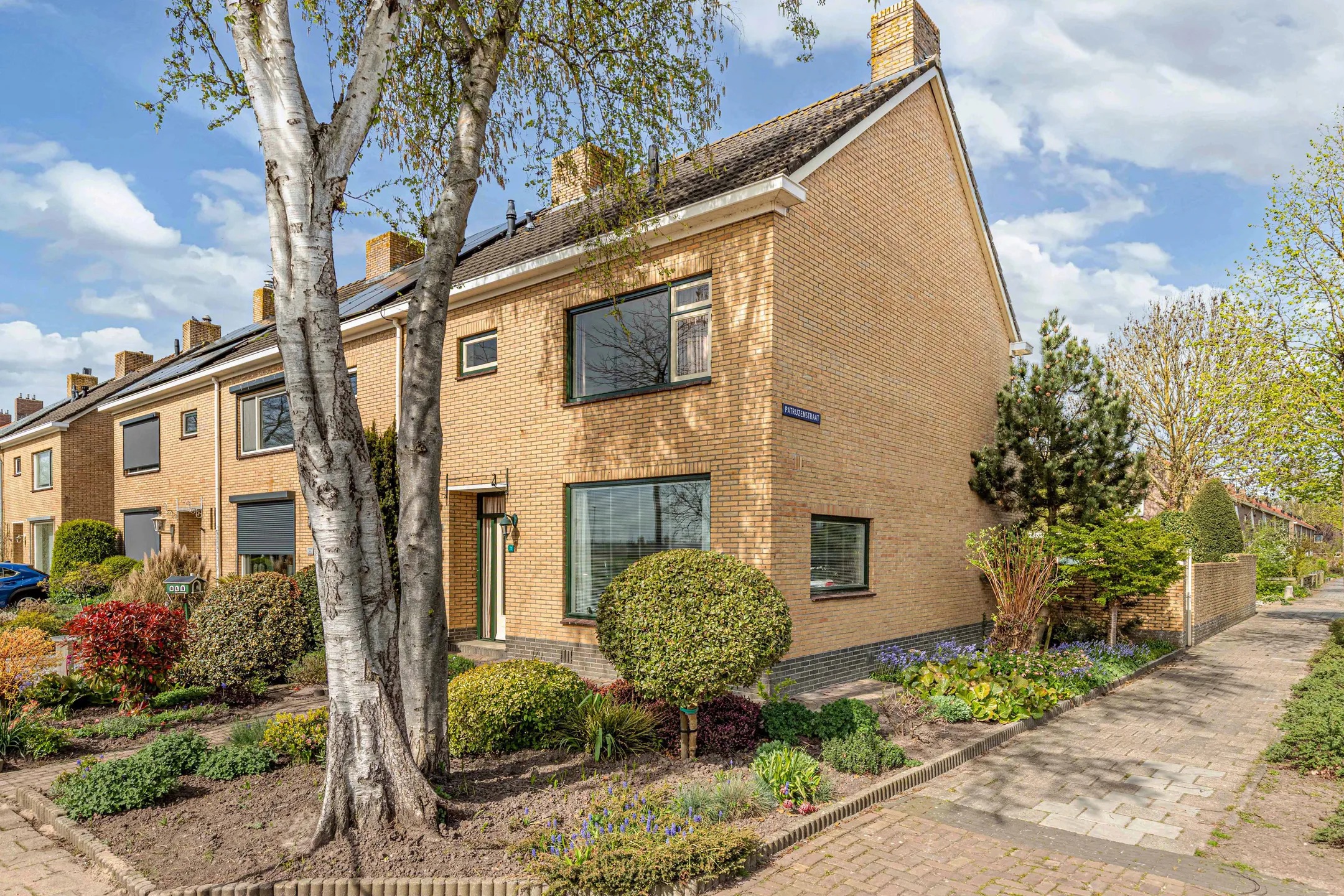 Hoekwoning St. Hubertus-plaats 21 in Tollebeek