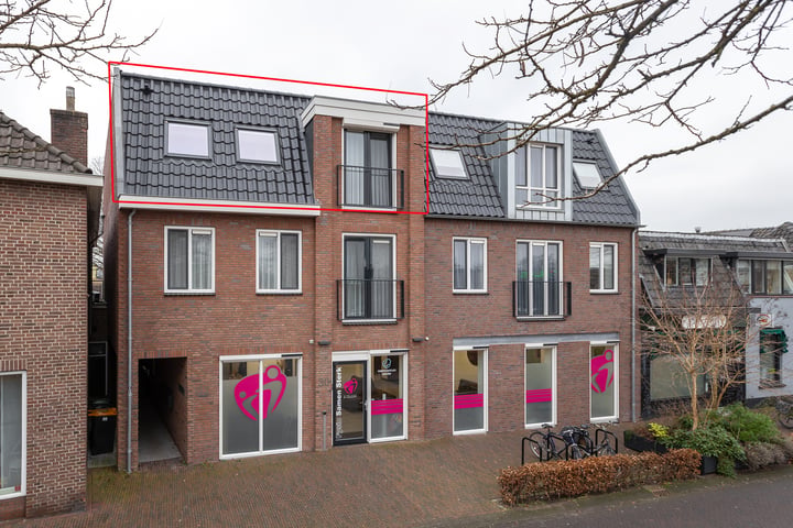 Portiekwoning (appartement) J.W. Hagemanstraat 32 c in Eibergen