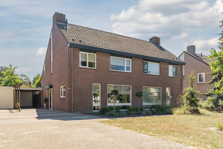 2-onder-1-kapwoning De Daal 29 in Nuenen