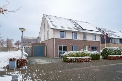 2-onder-1-kapwoning Vissersknoop 54 in Almere