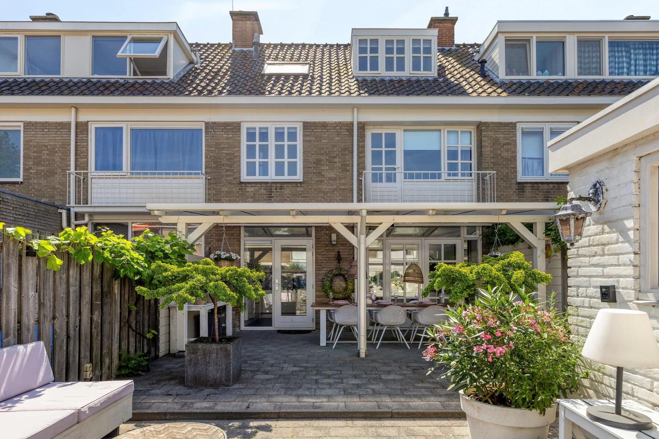 Tussenwoning Bernhardstraat 4 in Zoeterwoude