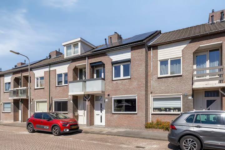 Tussenwoning Lovensestraat 200 in Tilburg