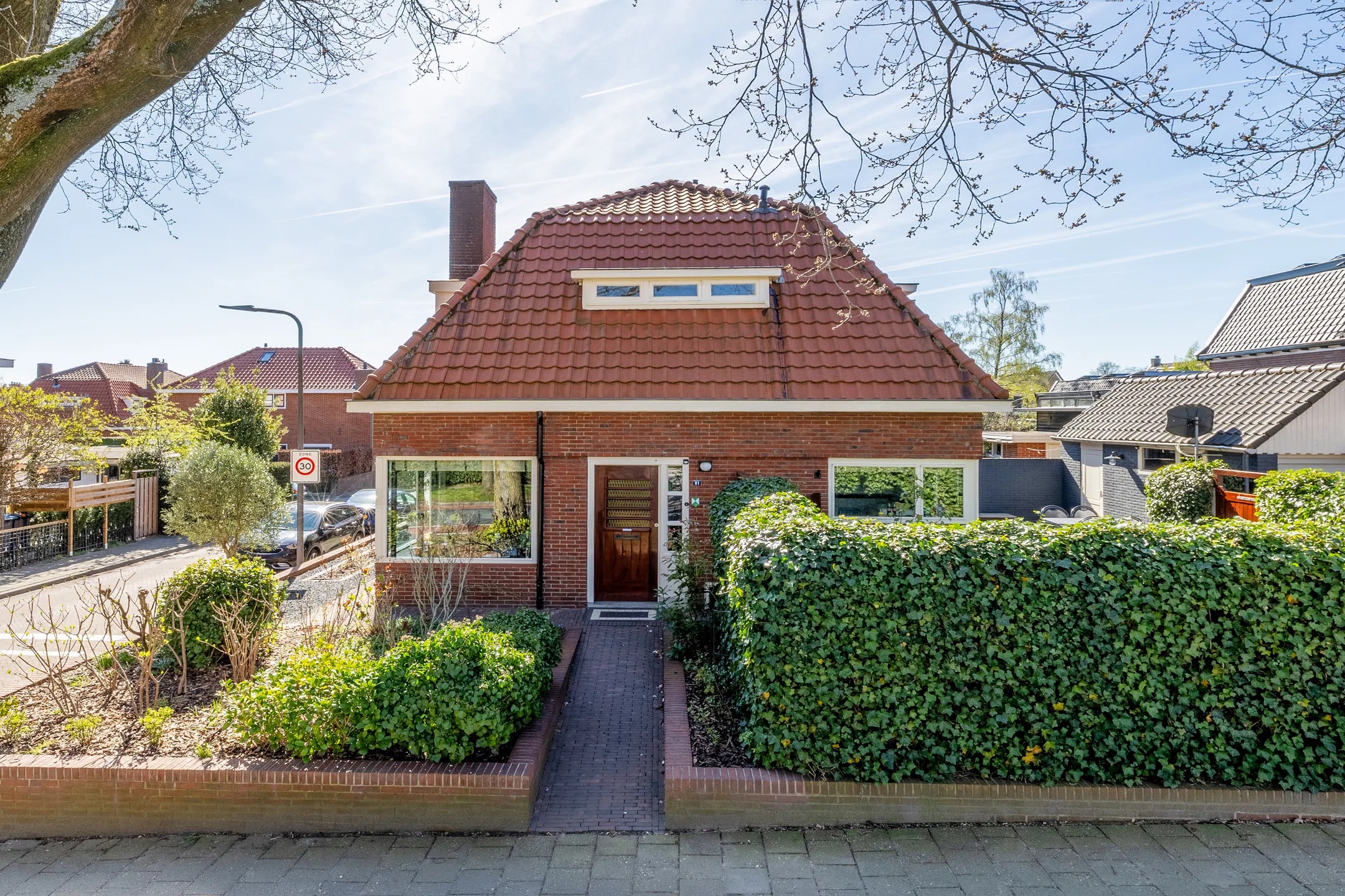 Hoekwoning Ringallee 81 in Velp