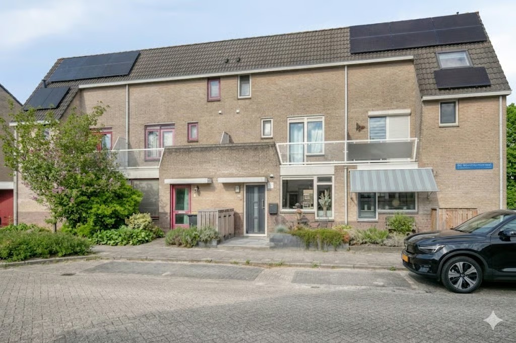 Tussenwoning De Nevelhorststraat 2 in Almere