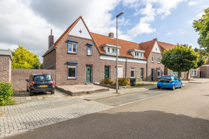 Hoekwoning Roemer Visscherstraat 3 in Heerlen