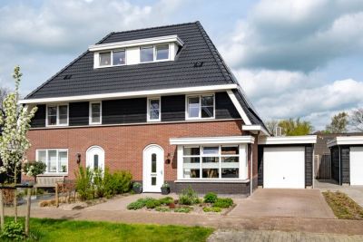 2-onder-1-kapwoning Aukje Wijbengastrjitte 9 in Mûnein