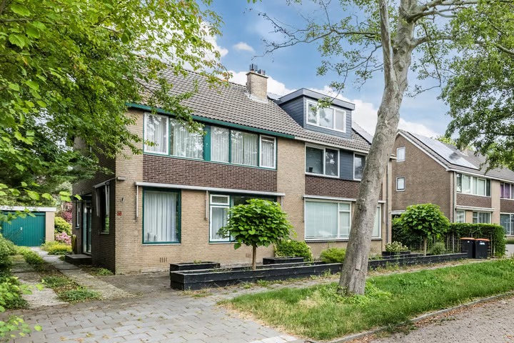 2-onder-1-kapwoning Jupiterstraat 56 in Krommenie
