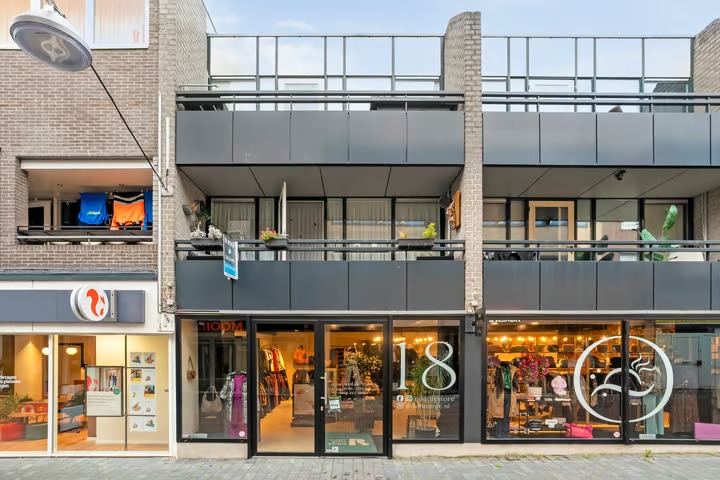 Portiekflat (appartement) Grotestraat 16 in Raalte