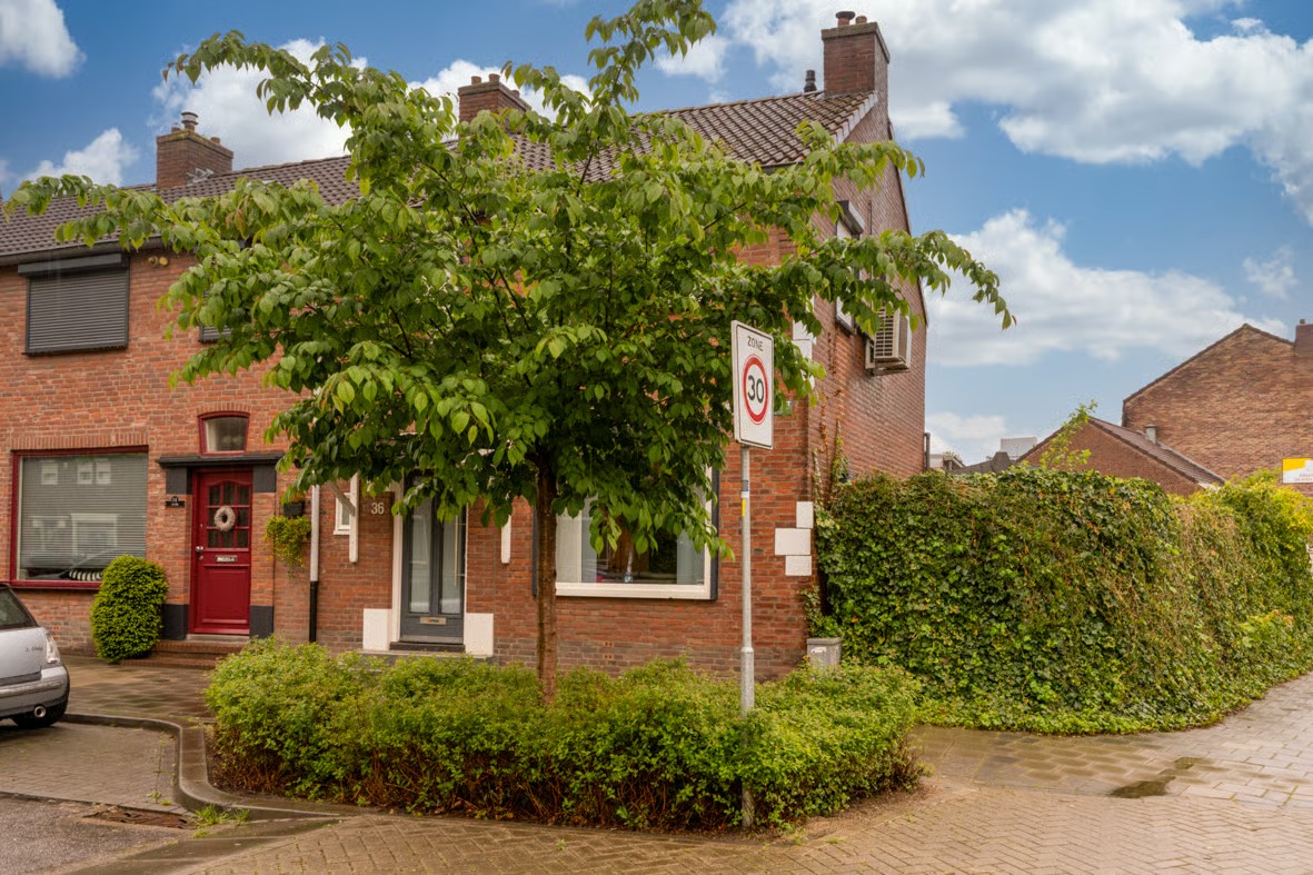 Halfvrijstaande woning Henri Jonasstraat 36 in Sittard