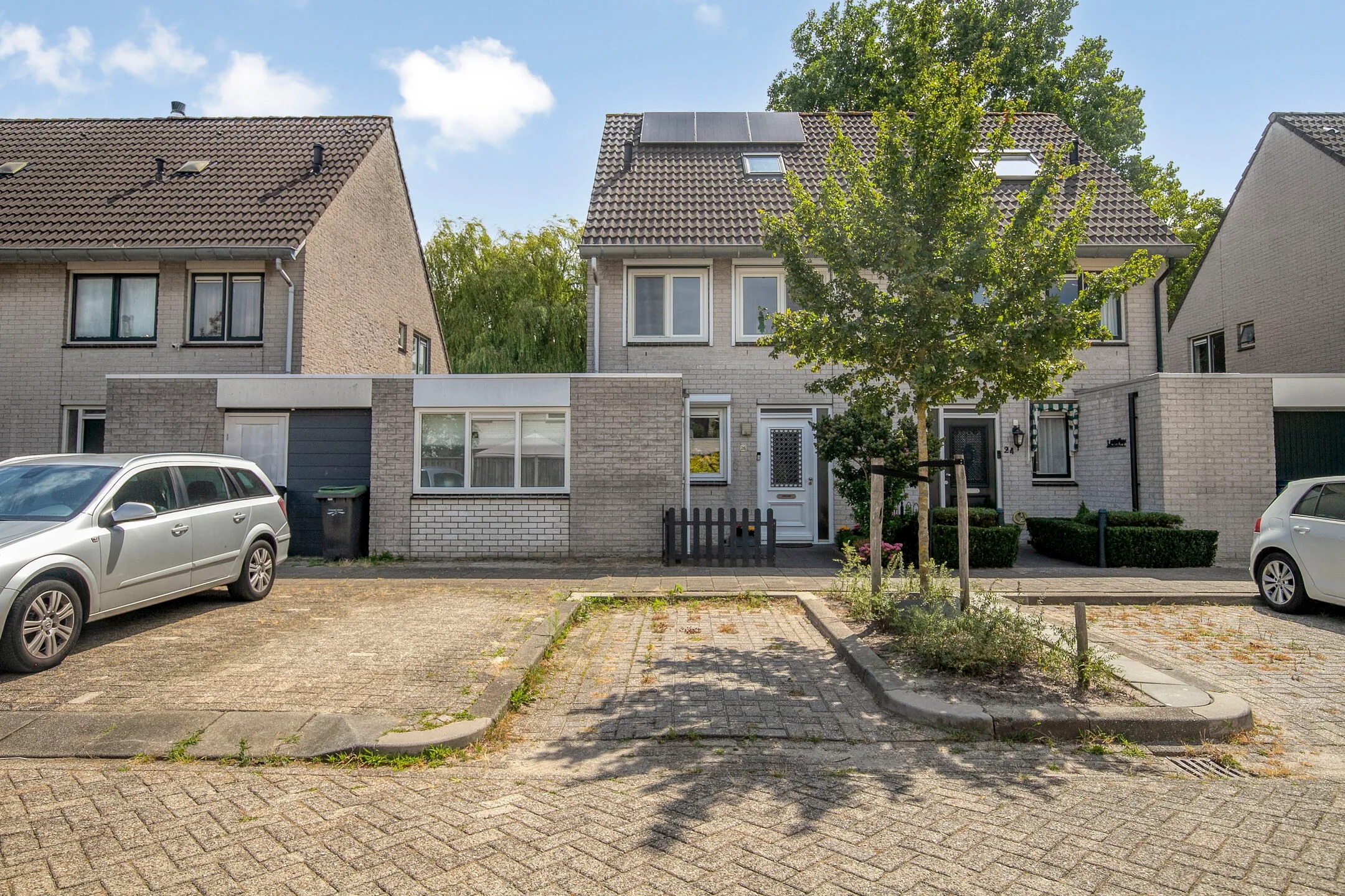 2-onder-1-kapwoning Willem Pijperstraat 26 in Almere