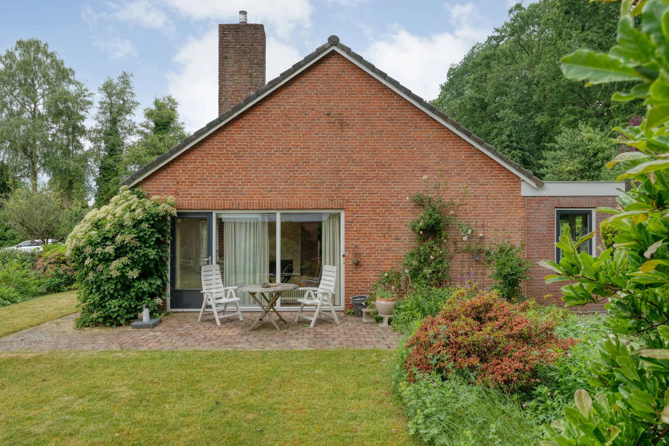 2-onder-1-kapwoning (semi-bungalow) Duindoorn 38 in Emmen