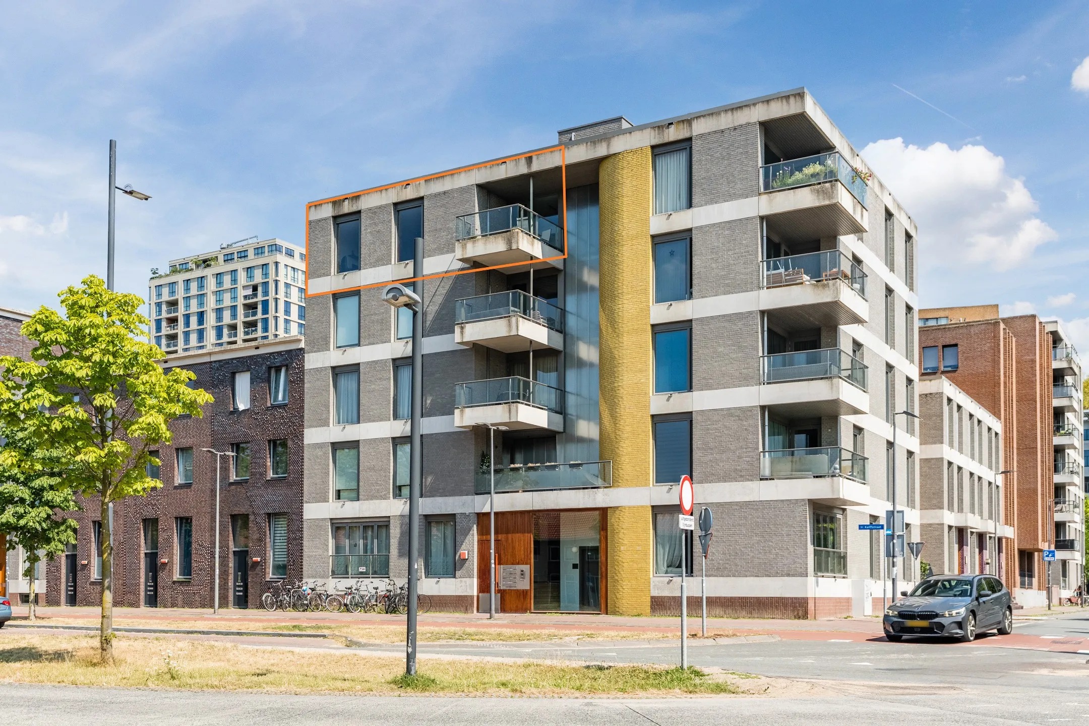 Portiekflat Ir Kalffstraat 213 in Eindhoven