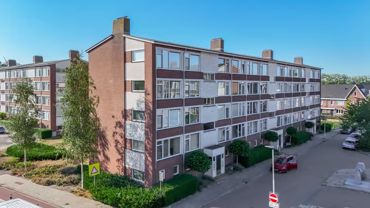 Portiekflat Karel Doormanlaan 205 in Zoetermeer