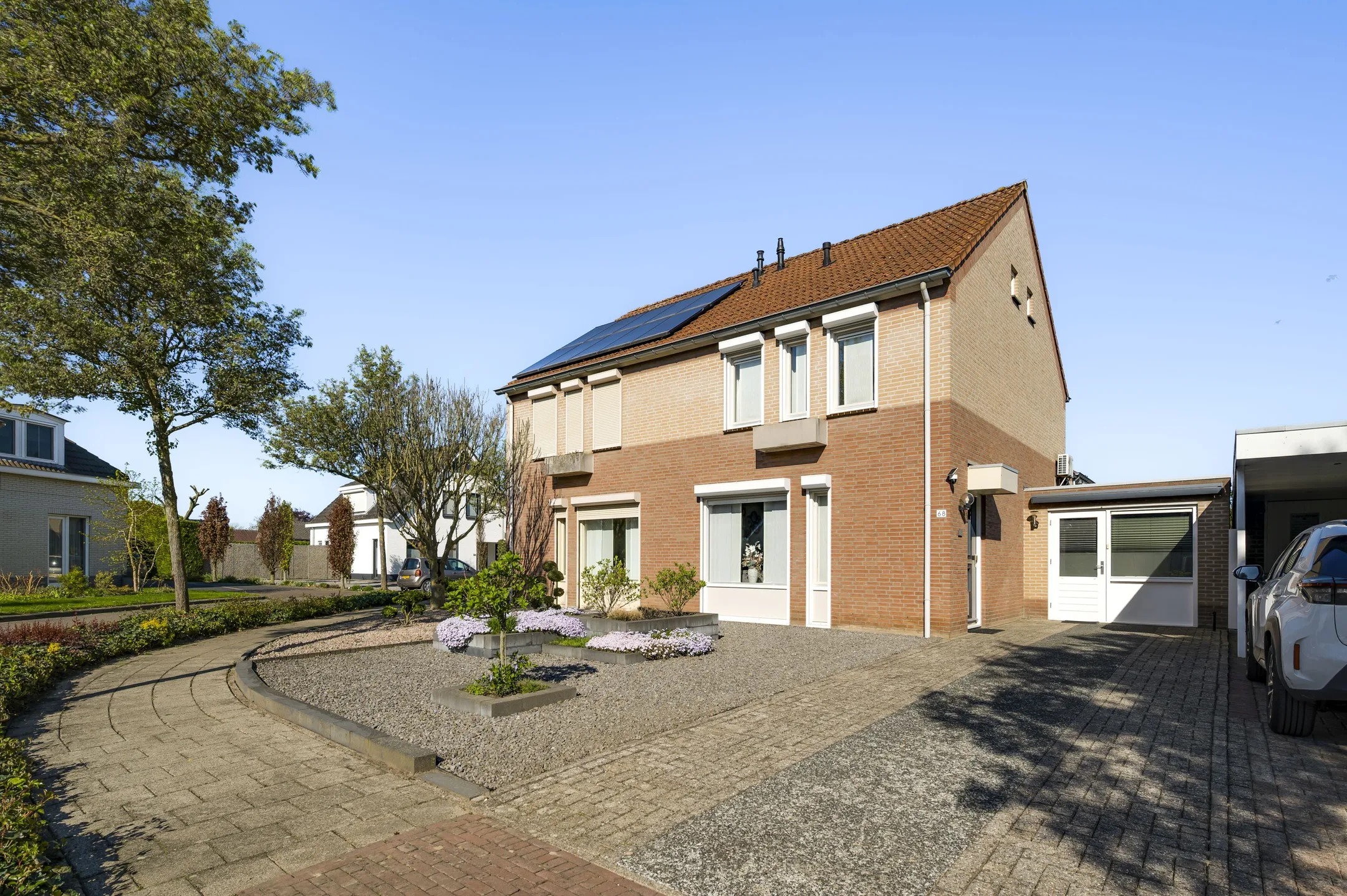 Halfvrijstaande woning Baetserveldsingel 68 in Roggel