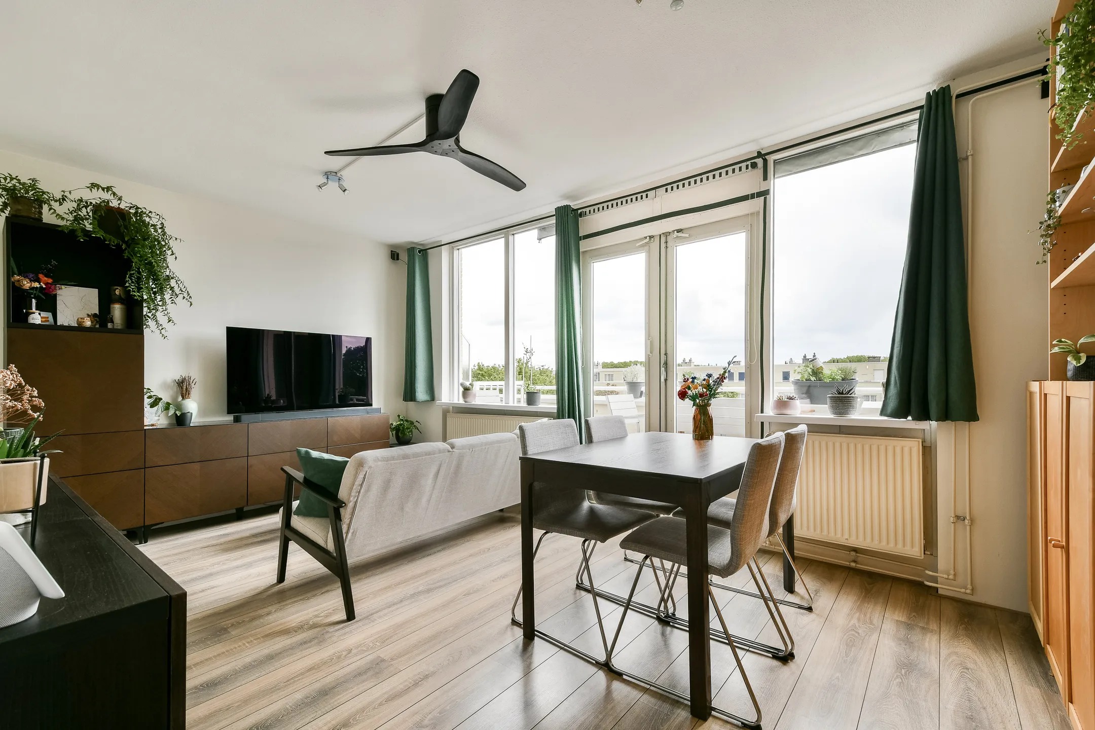 Portiekflat Dickenslaan 183 Amsterdam