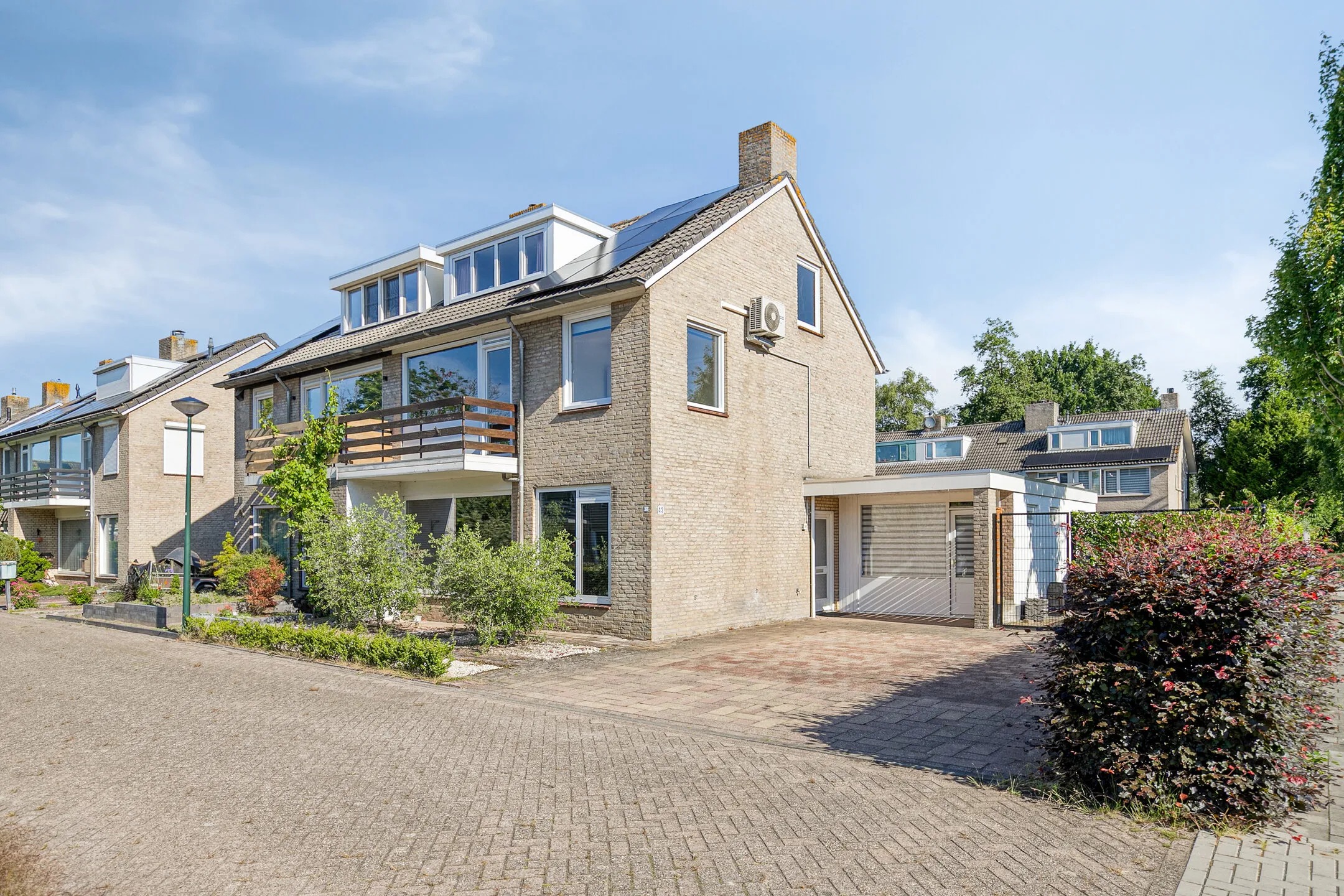 2-onder-1-kapwoning Amstellaan 43 in Son en Breugel