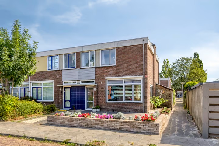 Hoekwoning Gonggrijpstraat 55 in Sneek