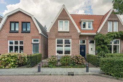 2-onder-1-kapwoning Julianastraat 28 in Meppel