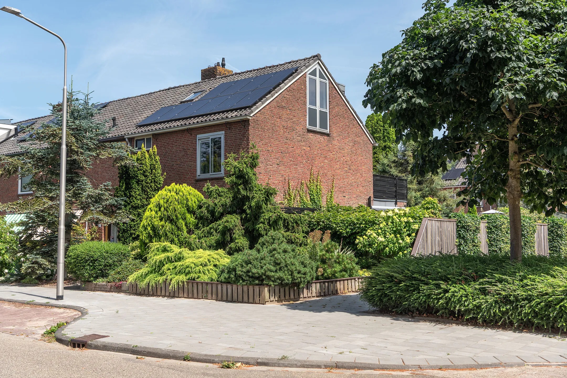 Hoekwoning Jupiterstraat 29 in Aalsmeer