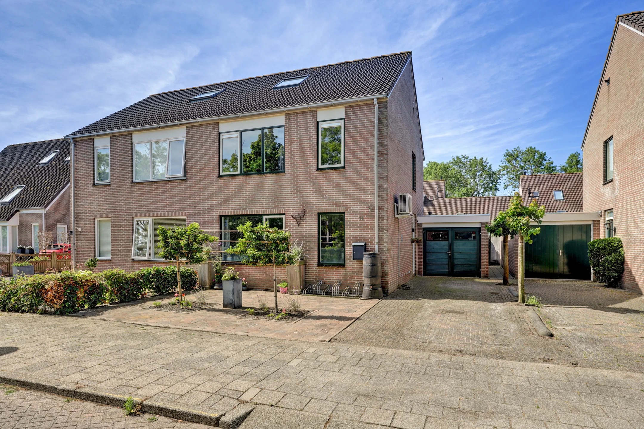 2-onder-1-kapwoning Rembrandtlaan 11 in Anna Paulowna