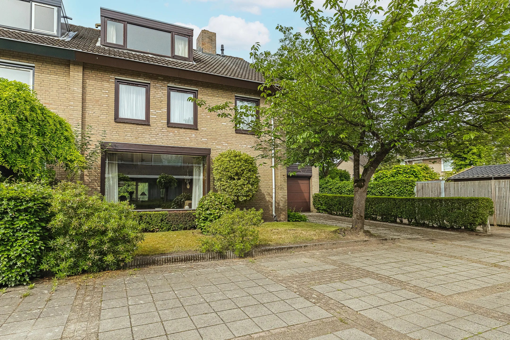 2-onder-1-kapwoning Olivierlaan 7 in Eindhoven