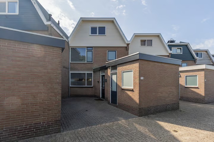 Tussenwoning Duyvenvoordestraat 153 in Monster