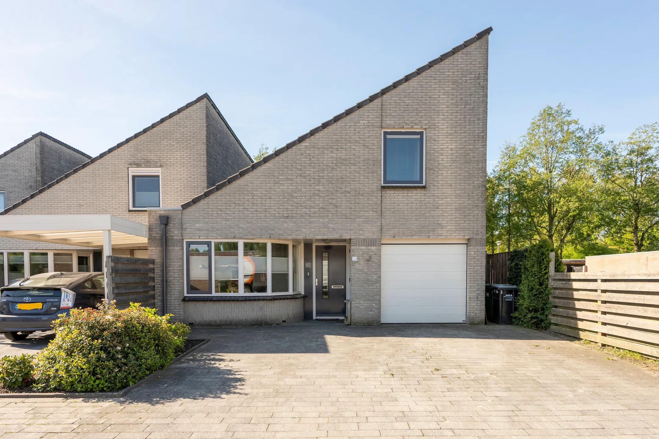 Geschakelde woning Oeverzwaluw 30 in Emmen